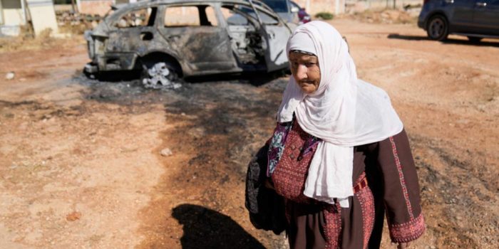 Pemukim Israel Serbu